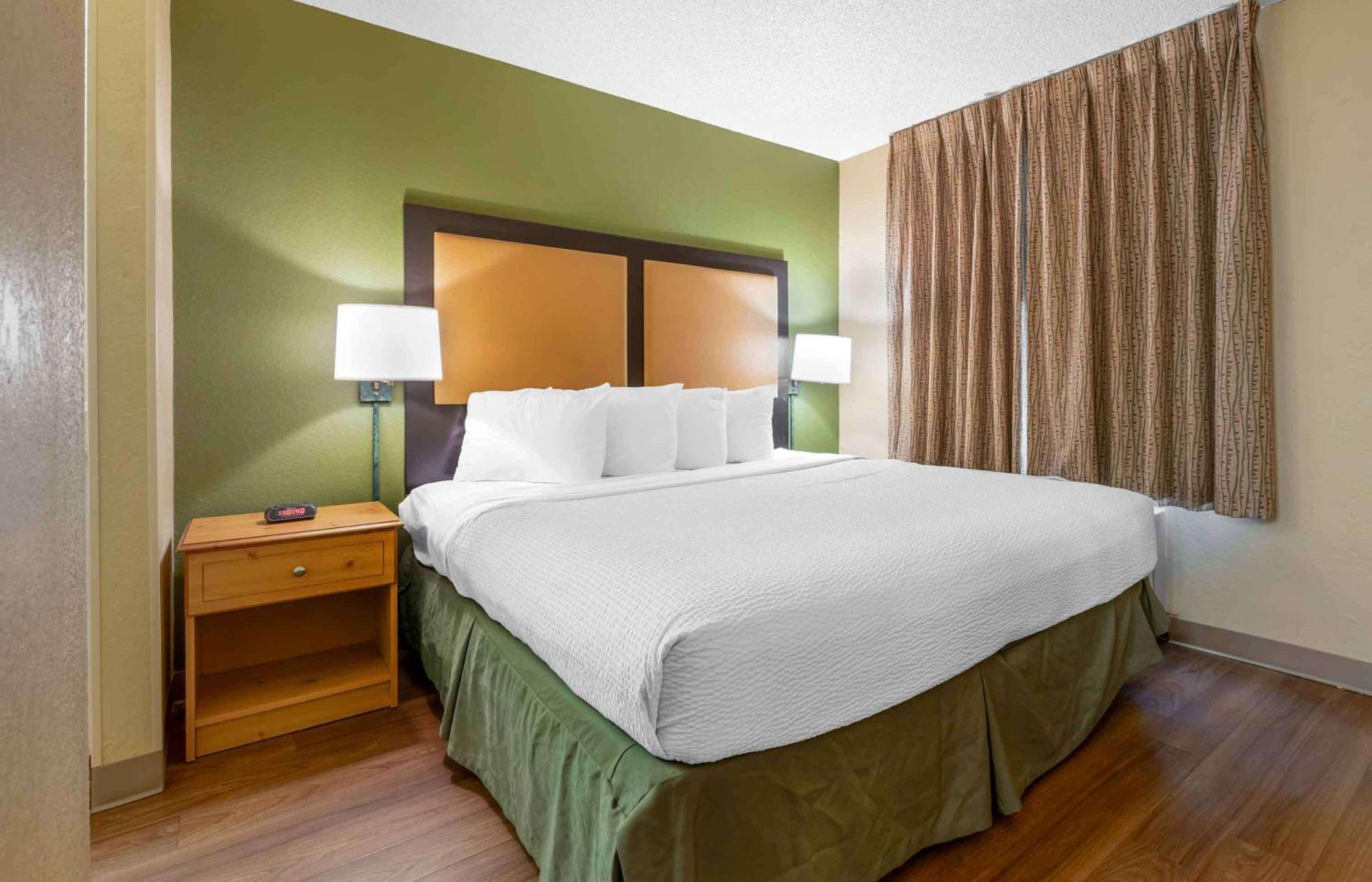 Extended Stay America Select Suites - Jacksonville - Baymeadows מראה חיצוני תמונה